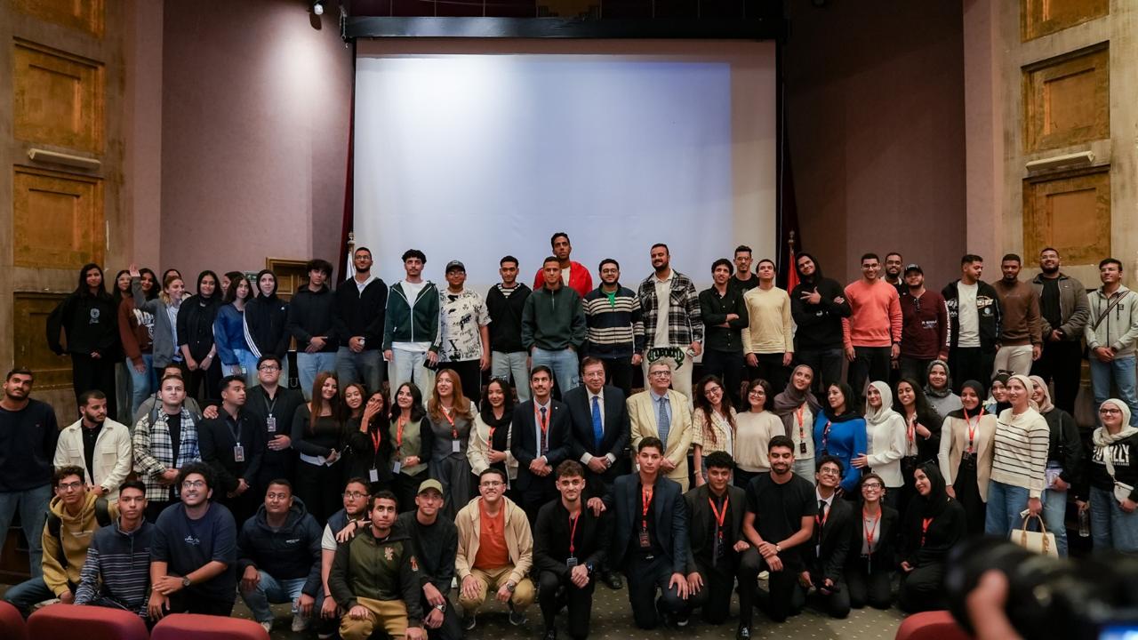 نظّمت جامعة المستقبل في مصر الجلسة الافتتاحية لنموذج البرلمان المصري بفعالية "وعي" وسط حضور طلابي كبير